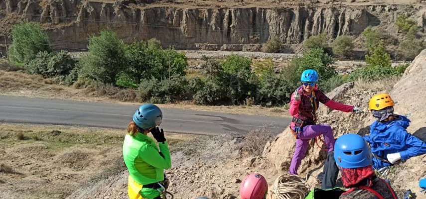 دره پیمایی (بانوان)