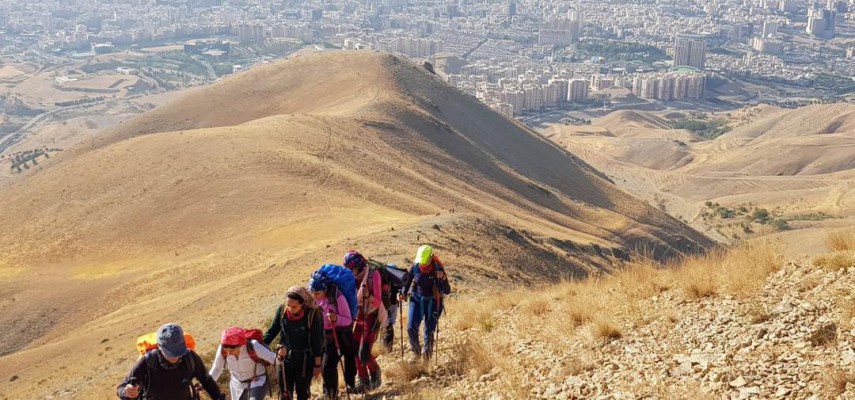 کارآموزی کوهپیمایی (بانوان)