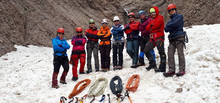 کارآموزی برف(بانوان)