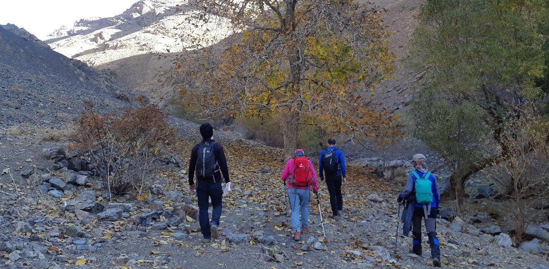 گزارش صعود به قله لوارک (روستای رندان)