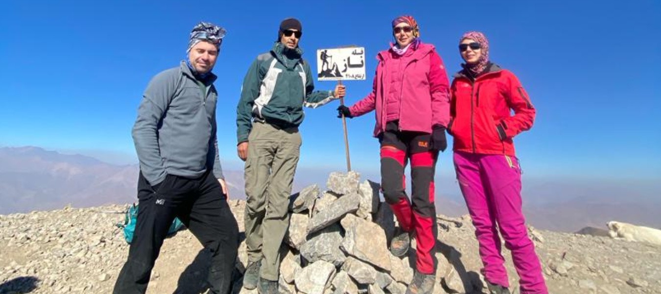 گزارش صعود قله ناز